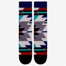 Load image into Gallery viewer, Pyvot Socks - Green Arrow

