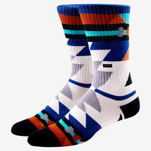 Load image into Gallery viewer, Pyvot Socks - Green Arrow
